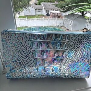 Brahmin Wonderland Daisy Wristlet/Cosmetic Case-NWOT